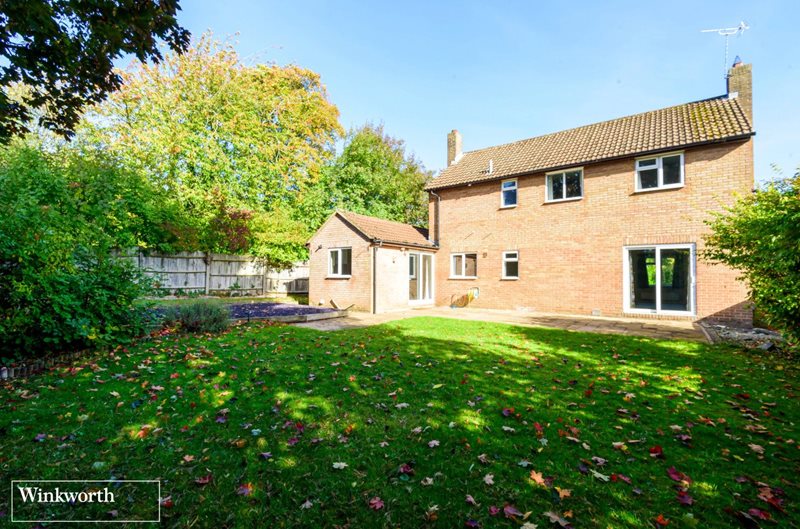 Broadhurst Grove, Lychpit, Basingstoke, Hampshire, RG24