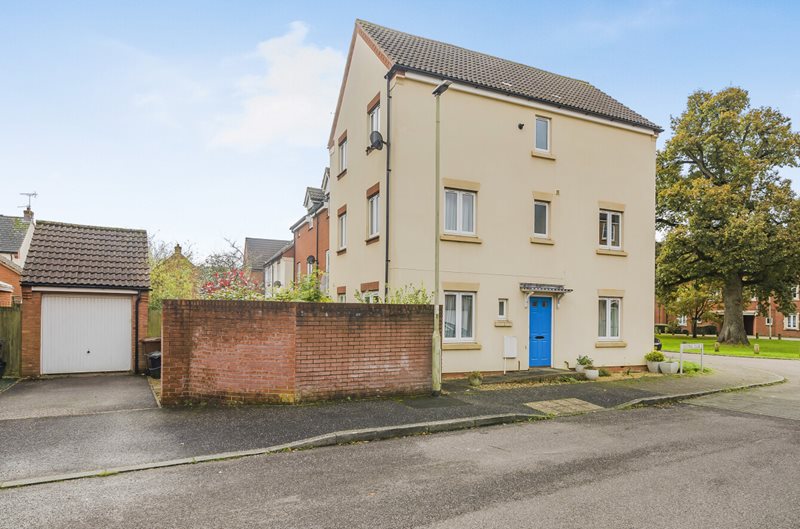 Kestrel Close, Tiverton, Devon, EX16