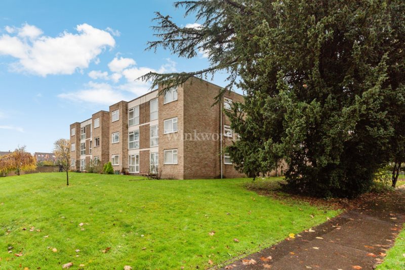 Woodstock Gardens, Beckenham, BR3