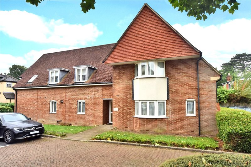 Wingfield Court, Banstead, Surrey, SM7