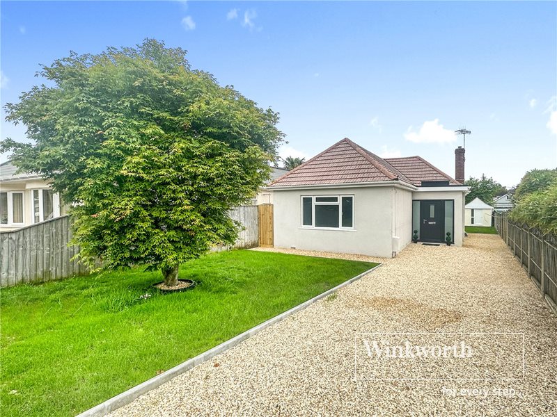 Bracken Road, Ferndown, BH22