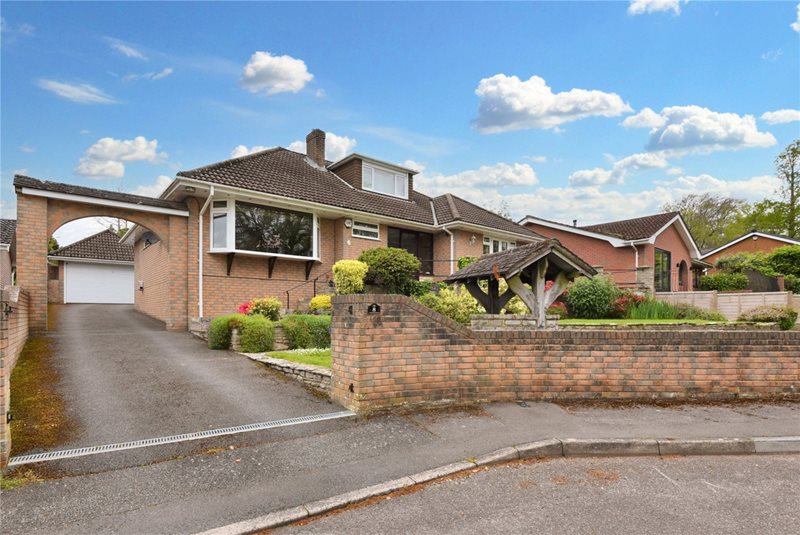 Highland View Close, Wimborne, Dorset, BH21