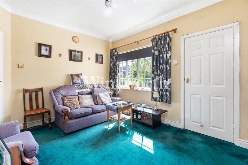 Kingsbridge Court, Barrowell Green, London, N21