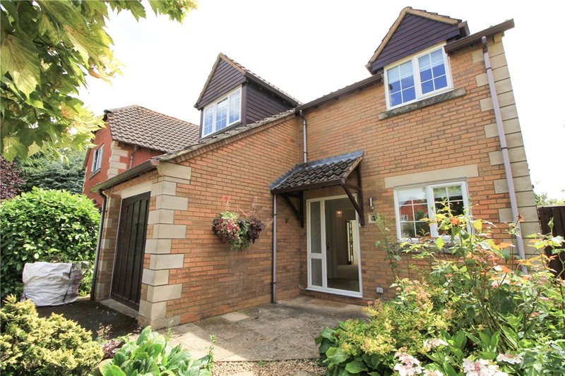 Kingsclere Drive, Bishops Cleeve, Cheltenham, Gloucestershire, GL52