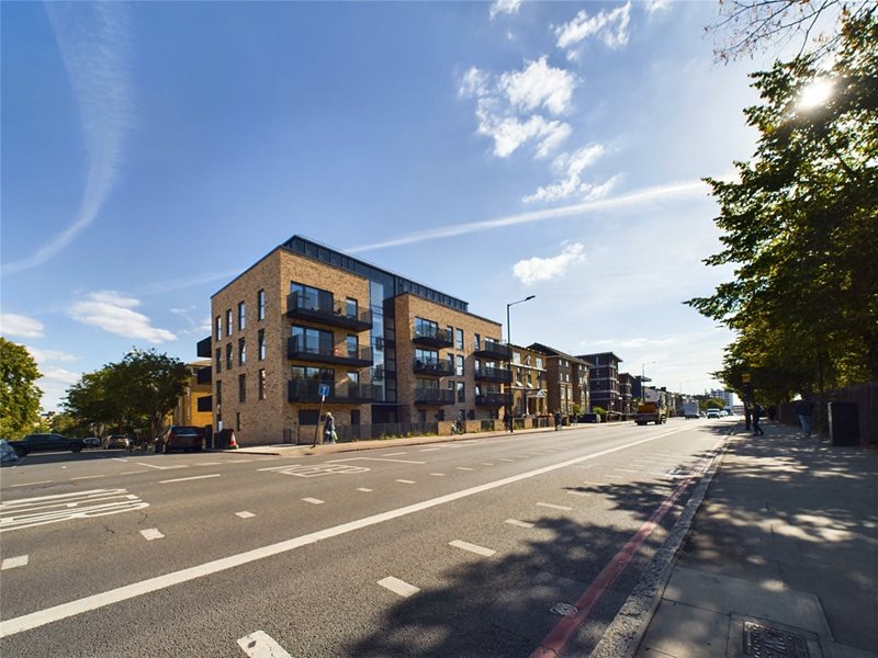 392 - 394, Seven Sisters Road, N4