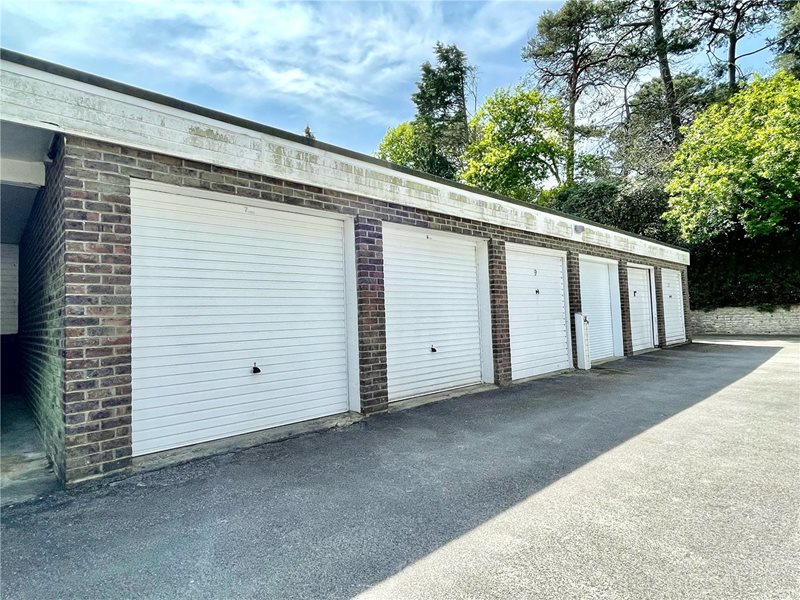 High Trees, 2 Beach Road, Poole, BH13