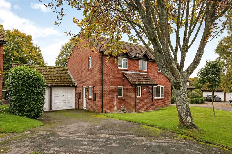 Rowan Close, South Wonston, Winchester, Hampshire, SO21