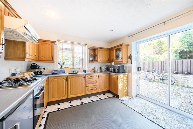 Greenfield Road, Farnham, Surrey, GU9