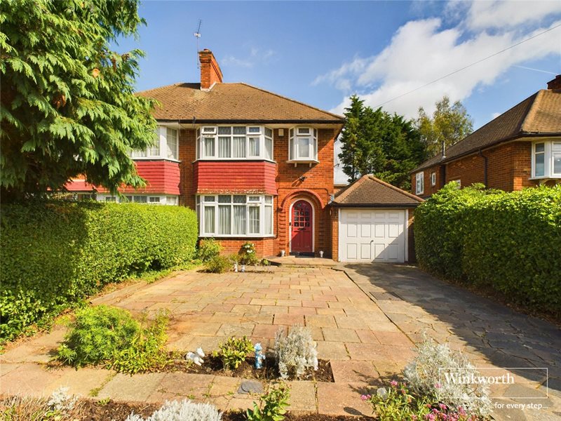 Alington Crescent, Kingsbury, London, NW9