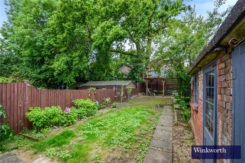 Eaton Close, Stanmore, Middlesex, HA7