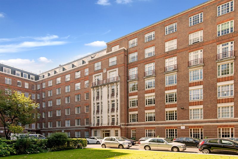 Eyre Court, Finchley Road, St John&#39;s Wood, London, NW8