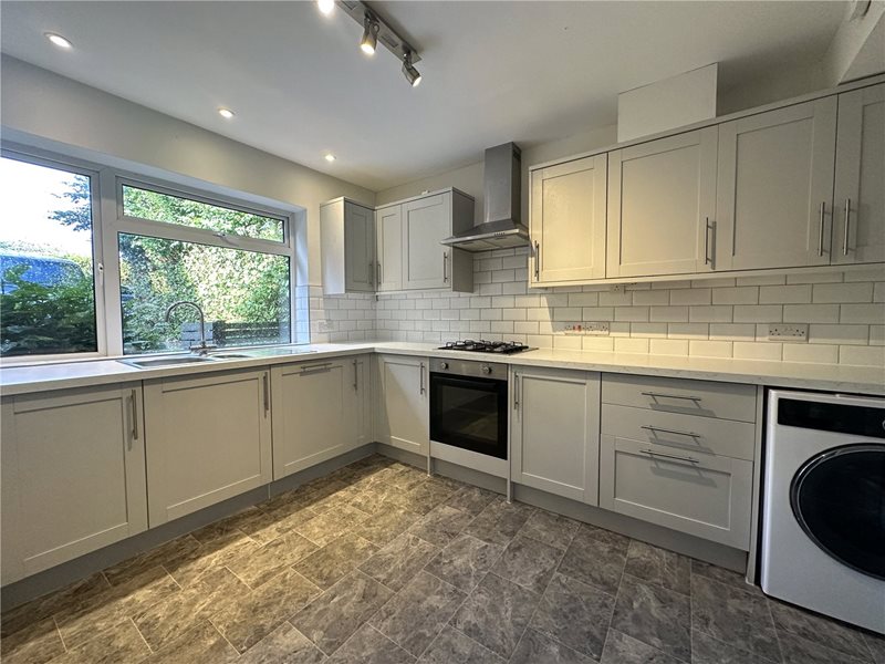 Waynflete Lane, Farnham, Surrey, GU9