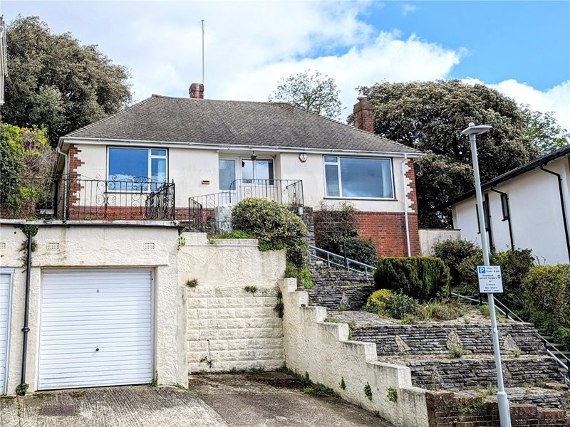 Springfield Crescent, Lower Parkstone, BH14