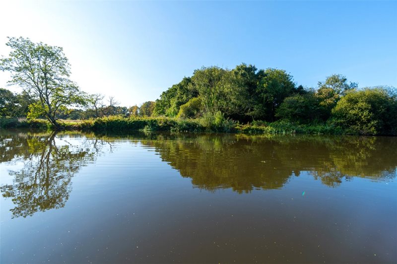 Griffin Close, Wimborne, Dorset, BH21