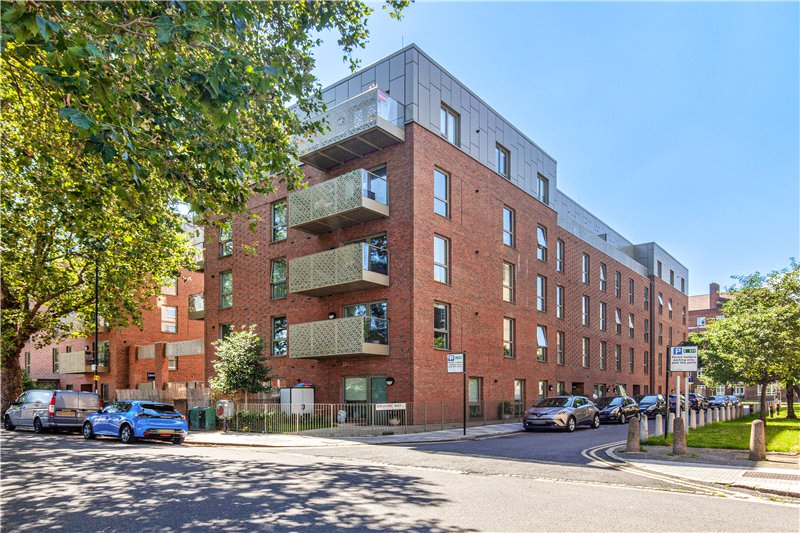 Scott Court, Broome Way, London, SE5