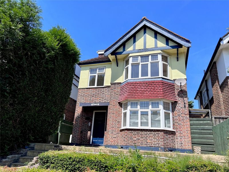 Portsmouth Road, Thames Ditton, Surrey, KT7