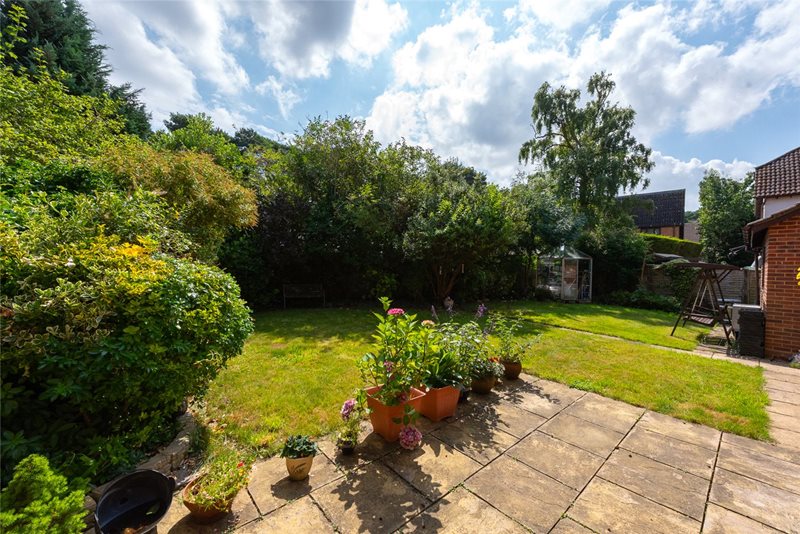 Chivers Drive, Finchampstead, Wokingham, Berkshire, RG40