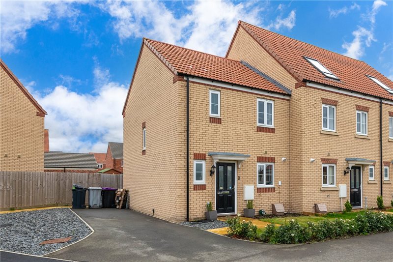 Perth Close, Bourne, Lincolnshire, PE10