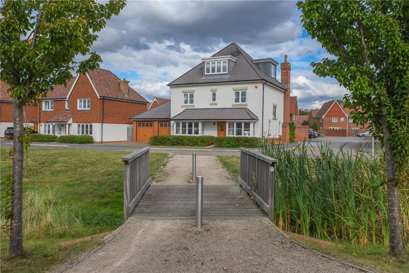 Seaward Drive, Wokingham, Berkshire, RG40